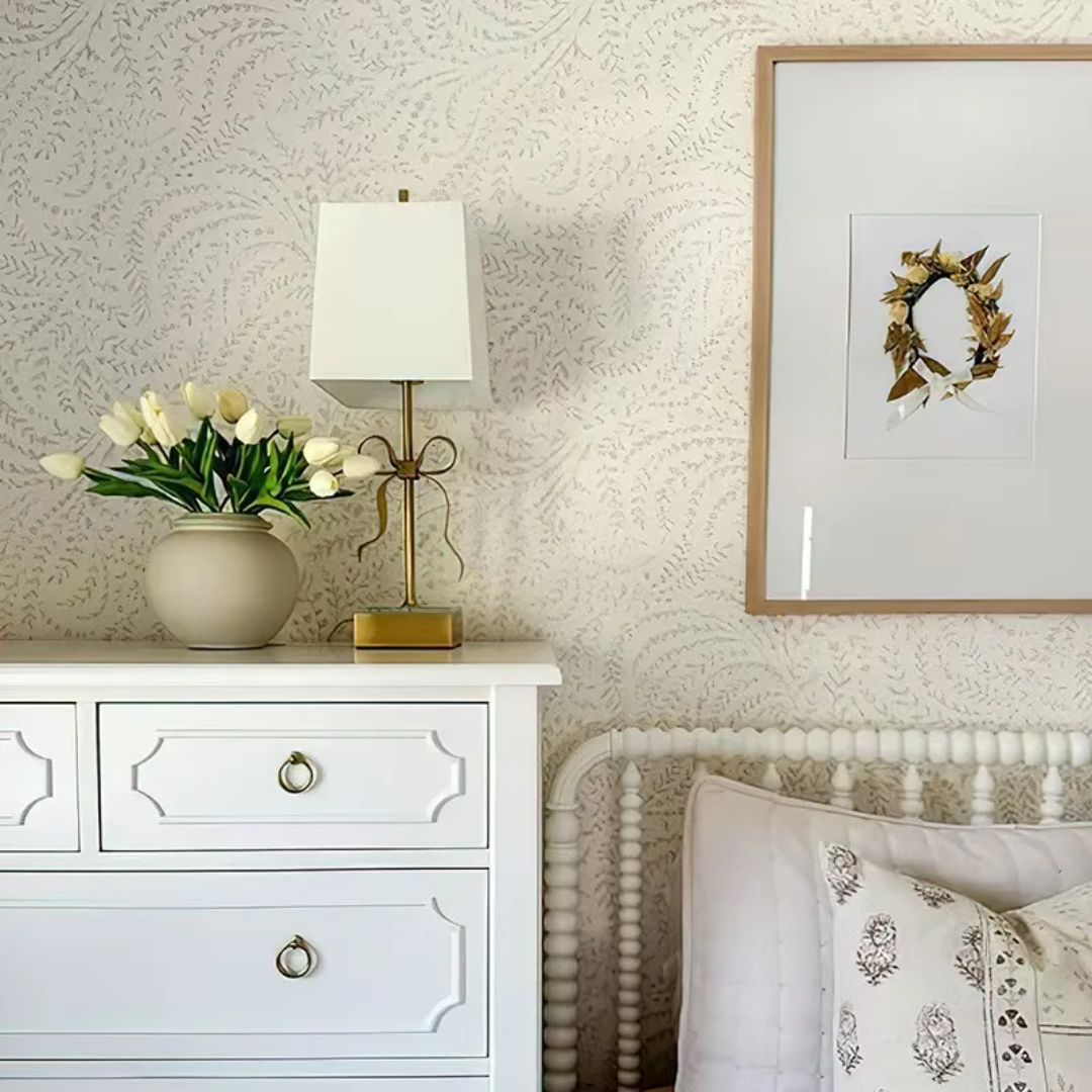 Elise Brass Ribbon Table Lamp